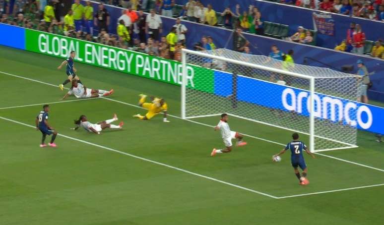 Ederson perde oportunidade contra o Haiti