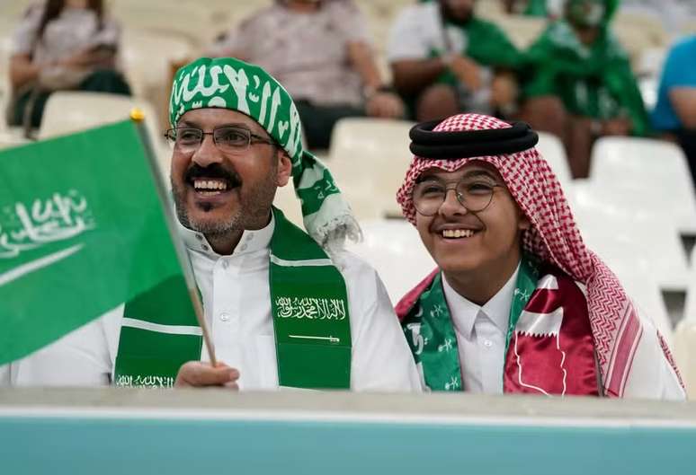 Torcedores sauditas ainda n&atilde;o possuem uma sele&ccedil;&atilde;o competitiva que os permitam sonhar 