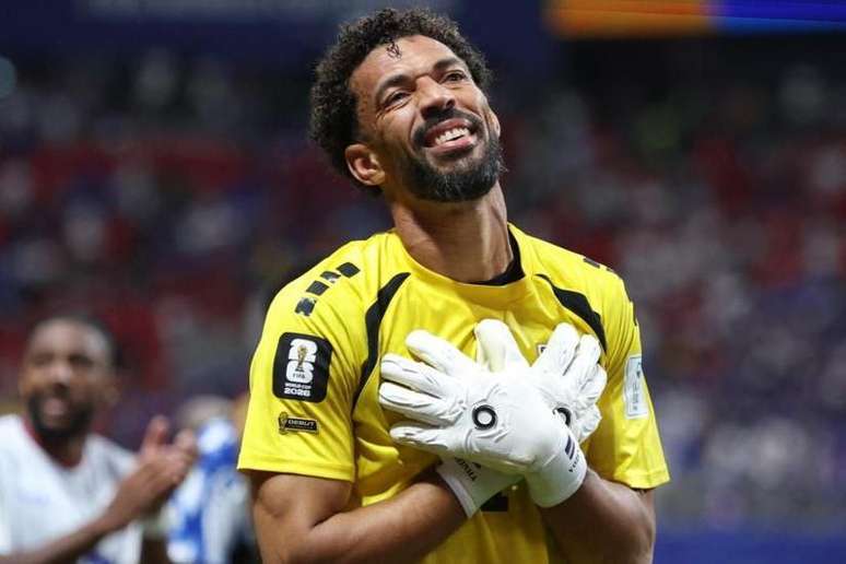 Vozinha fez sete defesas no empate entre Cabo Verde e Espanha, garantindo o 0x0 no placar