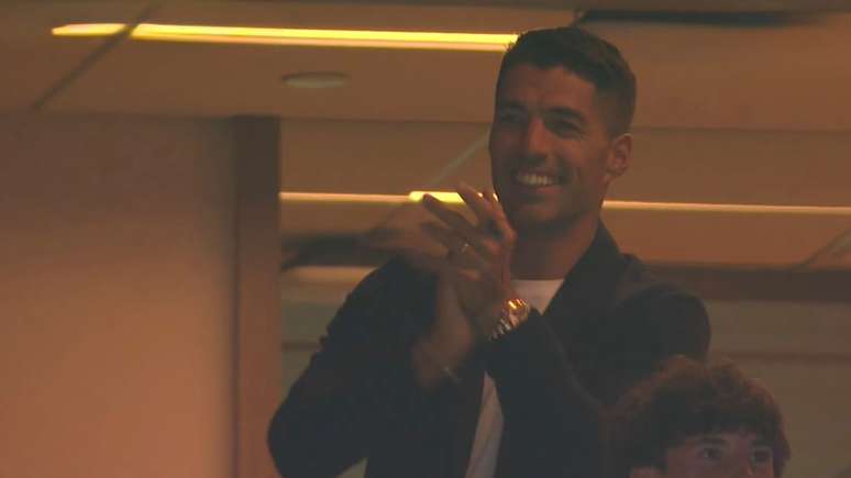 Luis Su&aacute;rez em comemora&ccedil;&atilde;o do segundo gol do Uruguai.