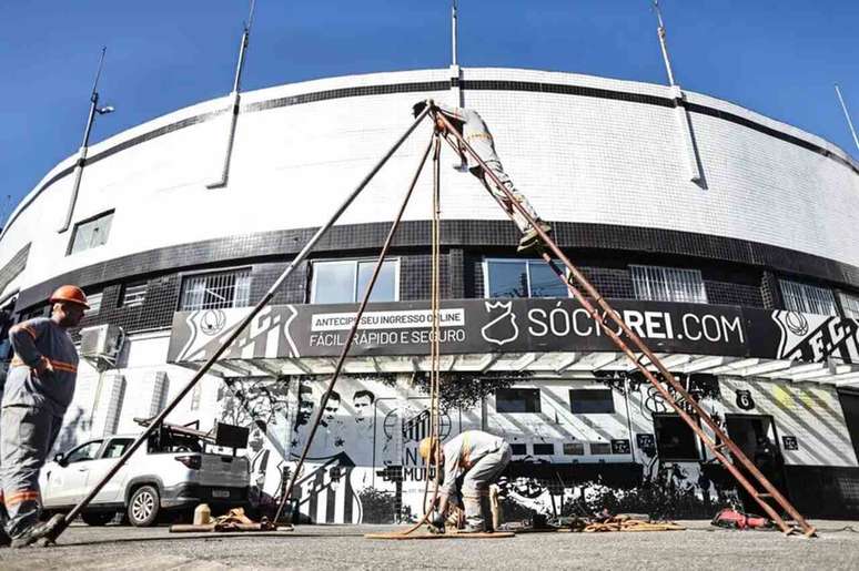 Obras de amplia&ccedil;&atilde;o da Vila Belmiro j&aacute; come&ccedil;aram &ndash;