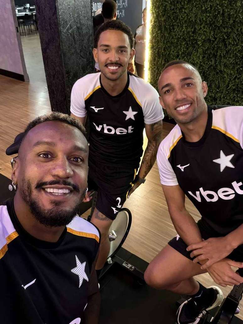 Jogadores do Botafogo se reapresentaram nesta segunda-feira, no CT Lonier &ndash;