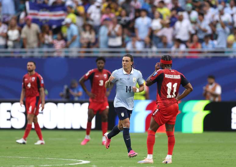 Canobbio comemora seu gol por Uruguai, seu primeiro em Copas do Mundo &ndash;