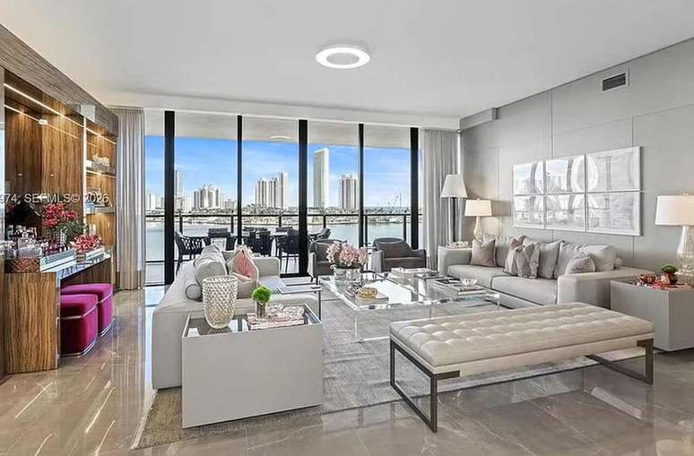 Apartamento em Miami oferece vista privilegiada e estrutura de alto padr&atilde;o &ndash;