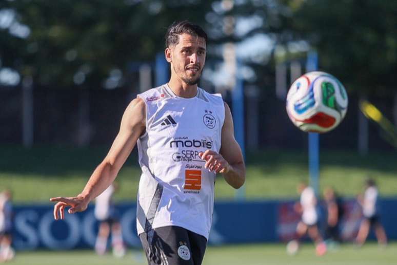 Raposas perderam para a Argentina na estreia &ndash;