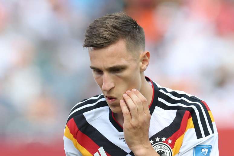 TORONTO, ONTARIO &ndash; JUNE 20: Nico Schlotterbeck #15 of Germany reacts after receiving medical attention during the FIFA World Cup 2026 Group E match between Germany and Cote D&rsquo;Ivoire at Toronto Stadium on June 20, 2026 in Toronto, Ontario. (Photo by Alexander Hassenstein/Getty Images)