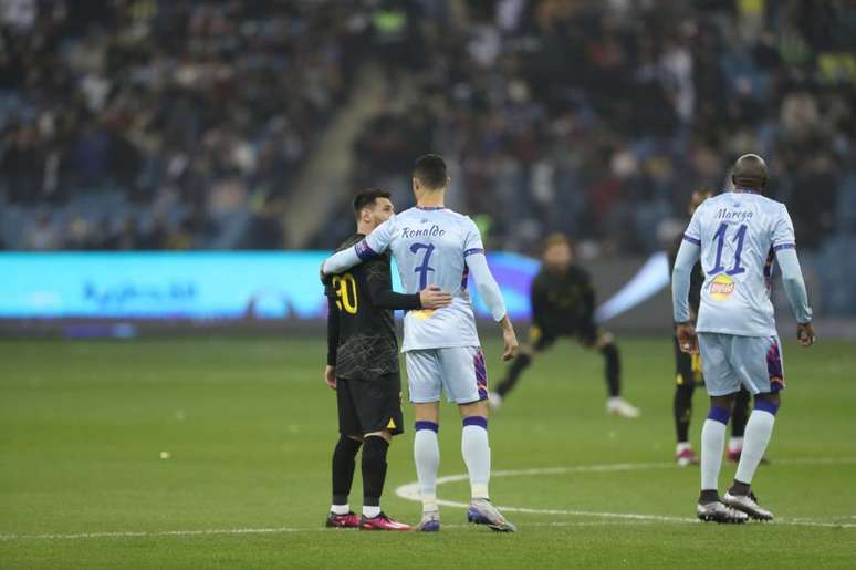 Messi e Cristiano Ronaldo em uma das tantas vezes em campo &ndash; Divulga&ccedil;&atilde;o/Cristiano Ronaldo