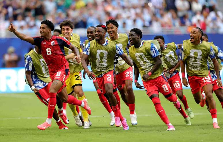 Cabo Verde faz campanha hist&oacute;rica e segue vivo na briga por uma vaga na pr&oacute;xima fase do Mundial &ndash;