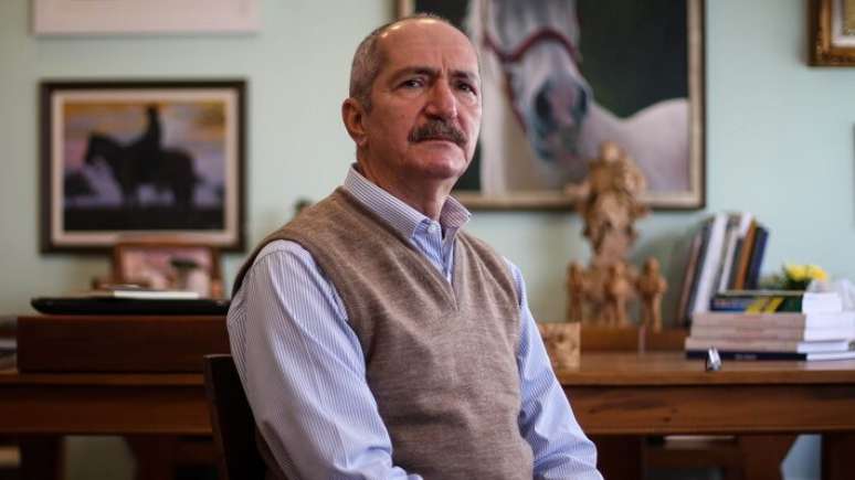 Aldo Rebelo tenta se viabilizar pelo DC, embora n&atilde;o tenha apoio da c&uacute;pula da legenda
