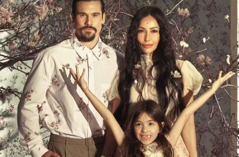 Sabrina Sato e Nicolas Prattes est&atilde;o esperando um beb&ecirc;