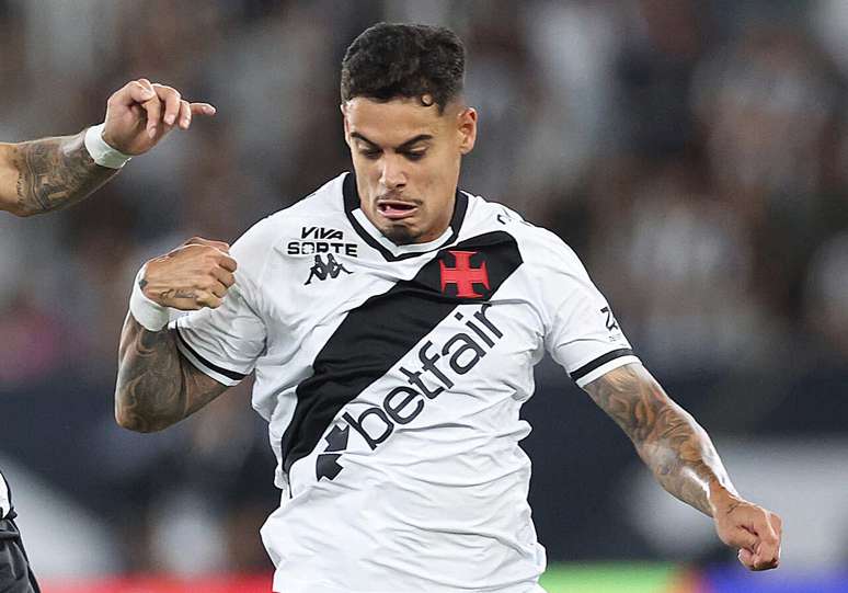 Lucas Freitas teve poucas chancesno Vasco-