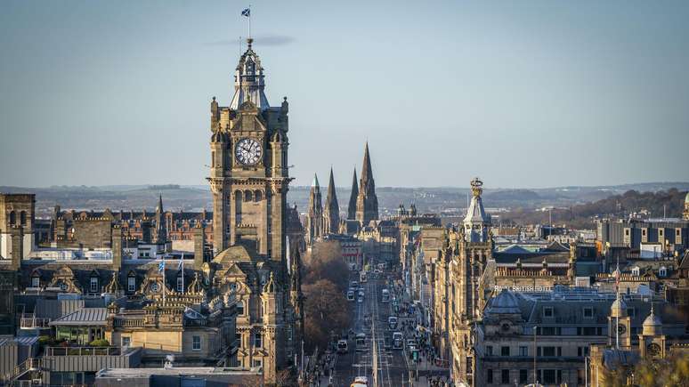 A paisagem de Edimburgo, a capital da Esc&oacute;cia