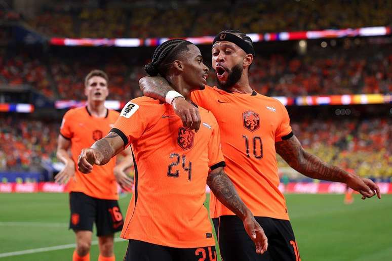 Holanda est&aacute; em primeiro lugar do grupo F e enfrentar&aacute; a Tun&iacute;sia na &uacute;ltima rodada da fase de grupos