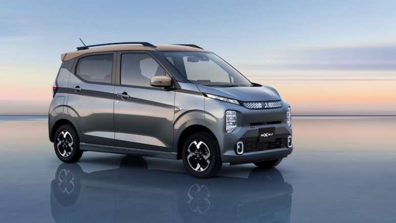 Kei Car eK Cross EV