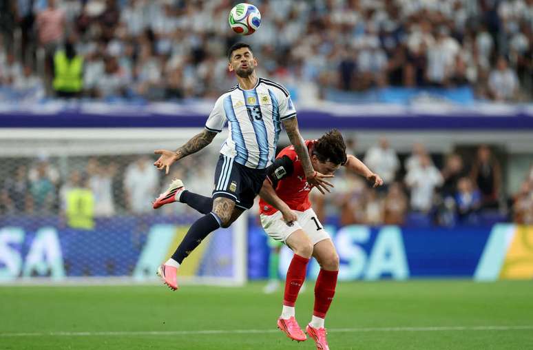 Cuti Romero em a&ccedil;&atilde;o com a camisa da Argentina &ndash;