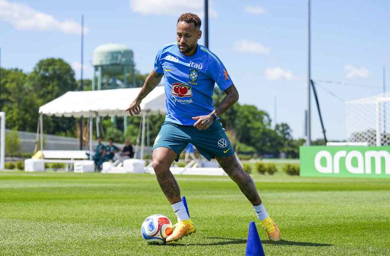 Neymar deve ganhar minutos contra a Esc&oacute;cia &ndash;