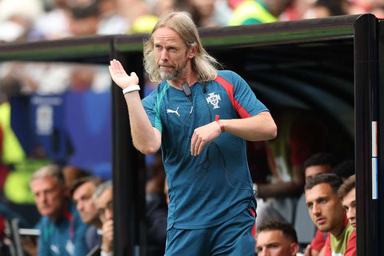 Austin MacPhee durante a goleada de Portugal sobre o Uzbequist&atilde;o 