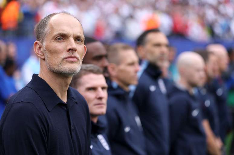 Anthony Barry ao lado de Thomas Tuchel durante o empate da Inglaterra com Gana 