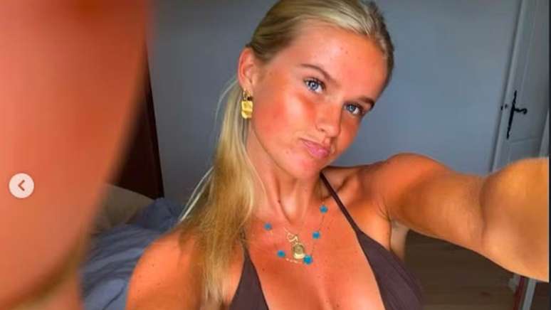 Ida Solbakken, de 22 anos, trabalha na &aacute;rea da sa&uacute;de e tem irm&atilde;o jogador