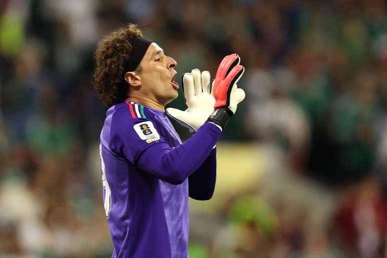 MEXICO CITY, MEXICO &ndash; JUNE 24: Guillermo Ochoa #13 of Mexico gestures during the FIFA World Cup 2026 Group A match between Czechia and Mexico at Mexico City Stadium on June 24, 2026 in Mexico City, Mexico. (Photo by Molly Darlington/Getty Images)