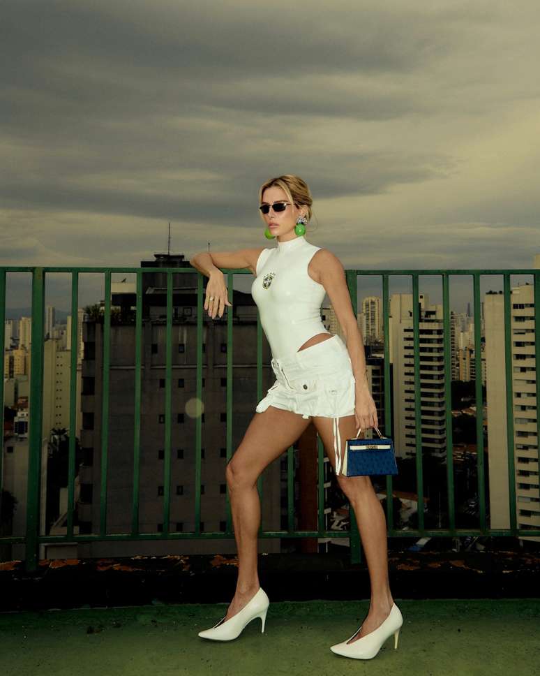 Deborah Secco 