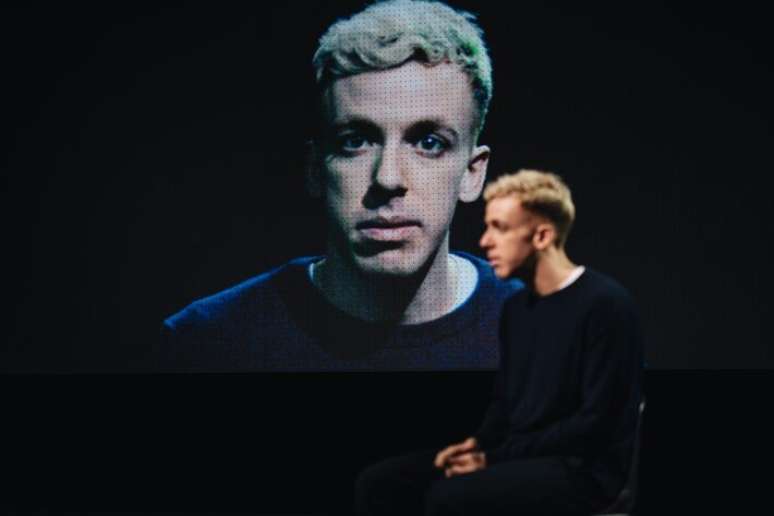 'Eddy - Viol&ecirc;ncia & Metamorfose' estreia no Teatro Faap.