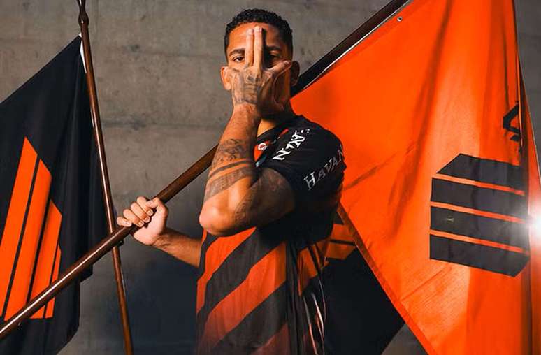 Gilberto vestir&aacute; a camisa 12 no Athletico-PR &ndash;