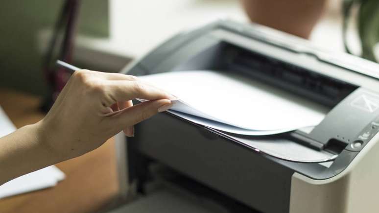 O funcionamento do truque depende diretamente do&nbsp;princ&iacute;pio da alavanca, conte&uacute;do cl&aacute;ssico das aulas de f&iacute;sica._depositphotos.com / gorvik
