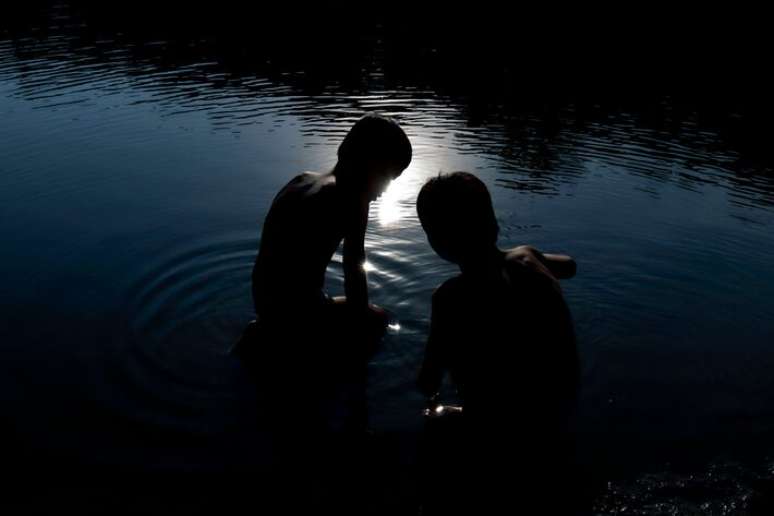 A fot&oacute;grafa Daniela Dib apresenta 'Quando o sonho encontra o azul' no MIS.