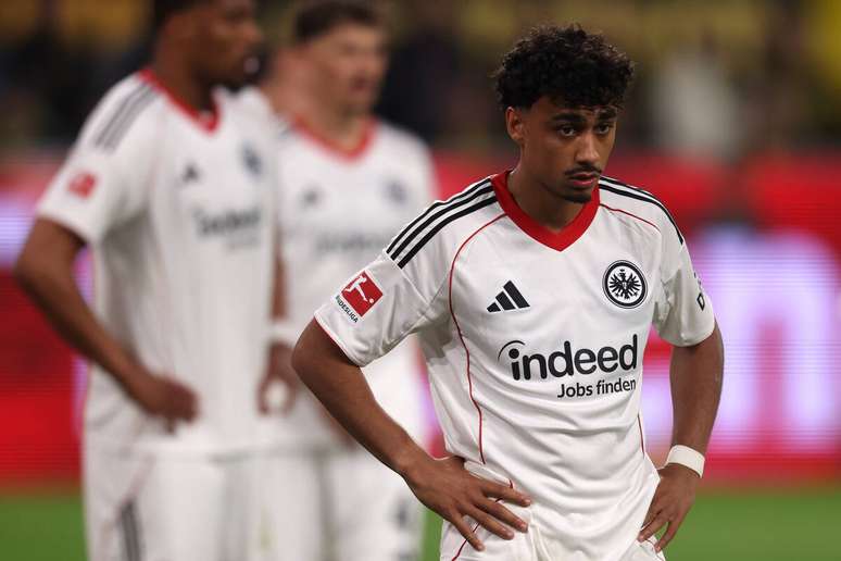 Nathaniel Brown se destacou na &uacute;ltima temporada com a camisa do Eintracht Frankfurt &ndash;