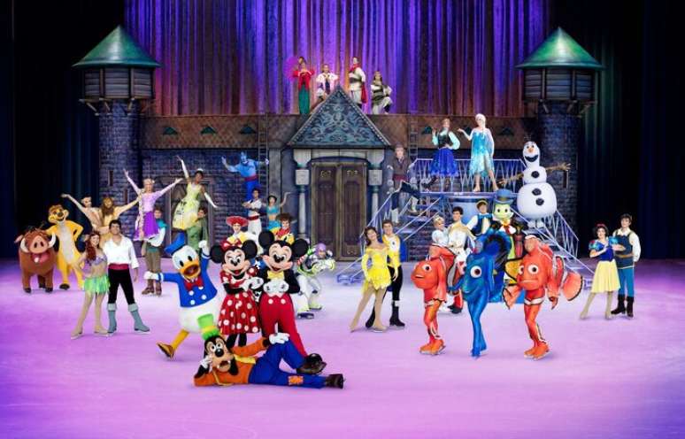 Espet&aacute;culo 'Disney On Ice - 100 anos de magia' ir&aacute; reunir diversos personagens presentes nos quase cem anos de hist&oacute;ria da empresa