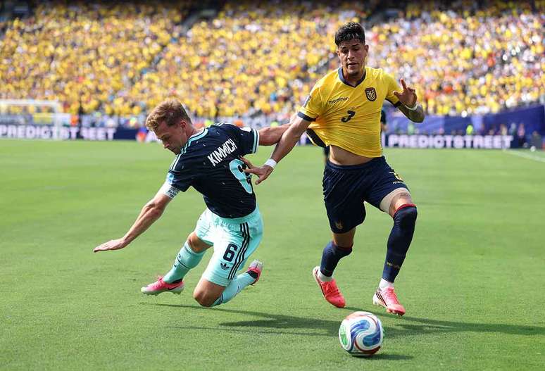 Kimmich em campo diante do Equador &ndash;