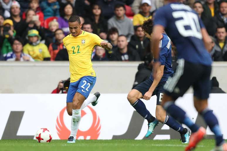 Brasil e Jap&atilde;o fazem duelo pela segunda fase da Copa do Mundo &ndash;