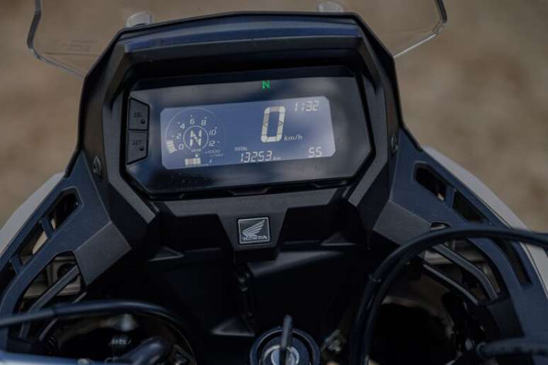 Comparativo e testes das motocicletas modelos trail: Honda Sahara, Yamaha Lander e Royal Enfield Himalayan