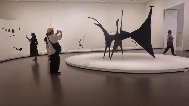 Obras de Alexander Calder, na Funda&ccedil;&atilde;o Louis Vuitton, em Paris, em 19 de junho de 2026.