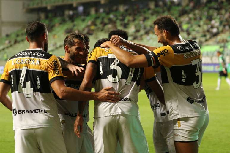 Tigre tenta subir na tabela &ndash;