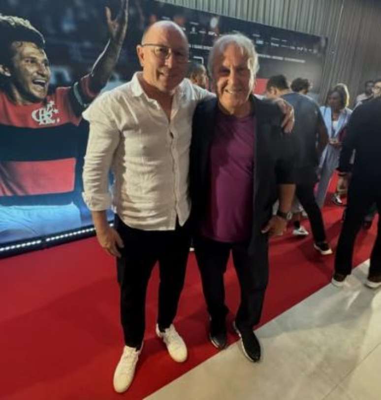 Alcindo e Zico ensinaram futebol aos japoneses