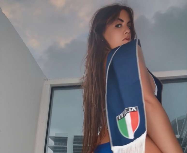 Claudia Romani &eacute; italiana.