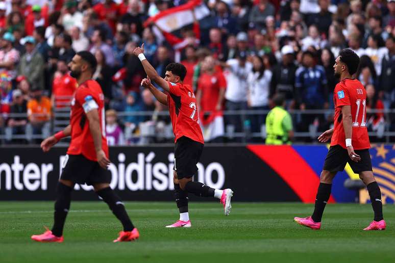 Mahmoud Saber comemora o gol que classificou o Egito para a pr&oacute;xima fase da Copa do Mundo &ndash;