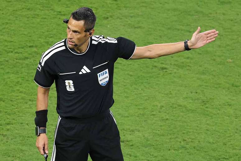Maurizio Mariani apitar&aacute; o jogo entre Brasil e Jap&atilde;o &ndash;