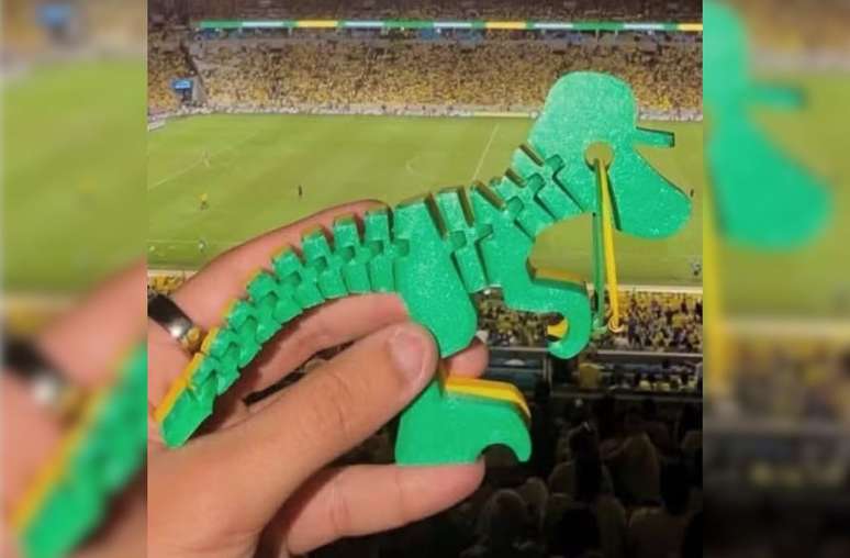 Chaveiro &lsquo;Dino Brasileirinho&rsquo;, criado por Davi Lucca &ndash;