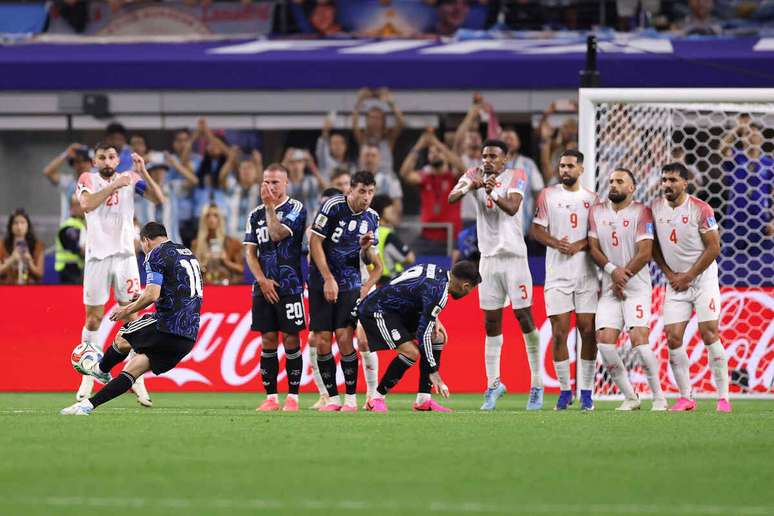 Messi marcou na segunda etapa contra a Jord&acirc;nia &ndash;