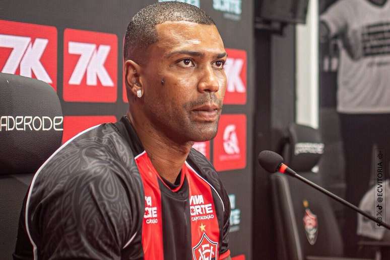 Walace n&atilde;o se firmou no Cruzeiro &ndash;