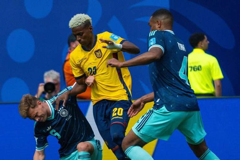 Alemanha lida com cr&iacute;ticas desde a derrota para o Equador &ndash;
