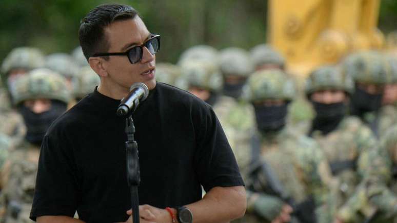 O presidente do Equador, Daniel Noboa, em um discurso durante a coloca&ccedil;&atilde;o da pedra fundamental de uma pris&atilde;o de seguran&ccedil;a m&aacute;xima para 800 detentos em Santa Elena, no litoral do pa&iacute;s, no dia 21 de junho de 2024