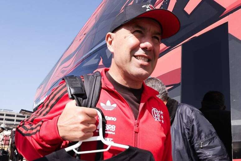 Leonardo Jardim ter&aacute; a chance de fazer testes no Flamengo &ndash;