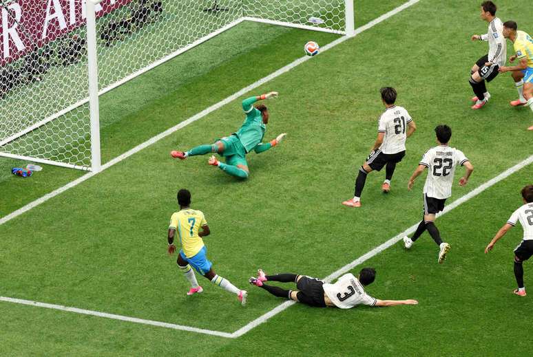 Vini Jr quase fez gol antol&oacute;gico contra o Jap&atilde;o &ndash;
