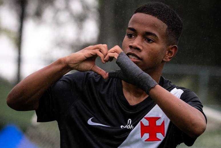 Vasco j&aacute; est&aacute; classificado no Sub-20 &ndash;