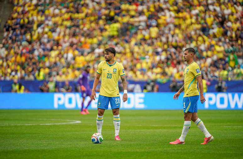 Paquet&aacute; sofreu a les&atilde;o ainda no primeiro tempo no jogo contra o Jap&atilde;o &ndash;