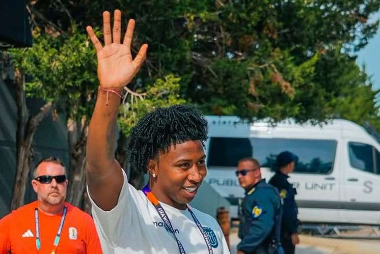 Preciado est&aacute; entre os atleticanos na Copa &ndash;